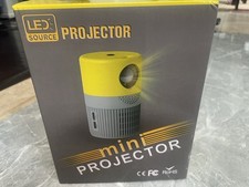 Mini Projector 1080p Contrast 3000
