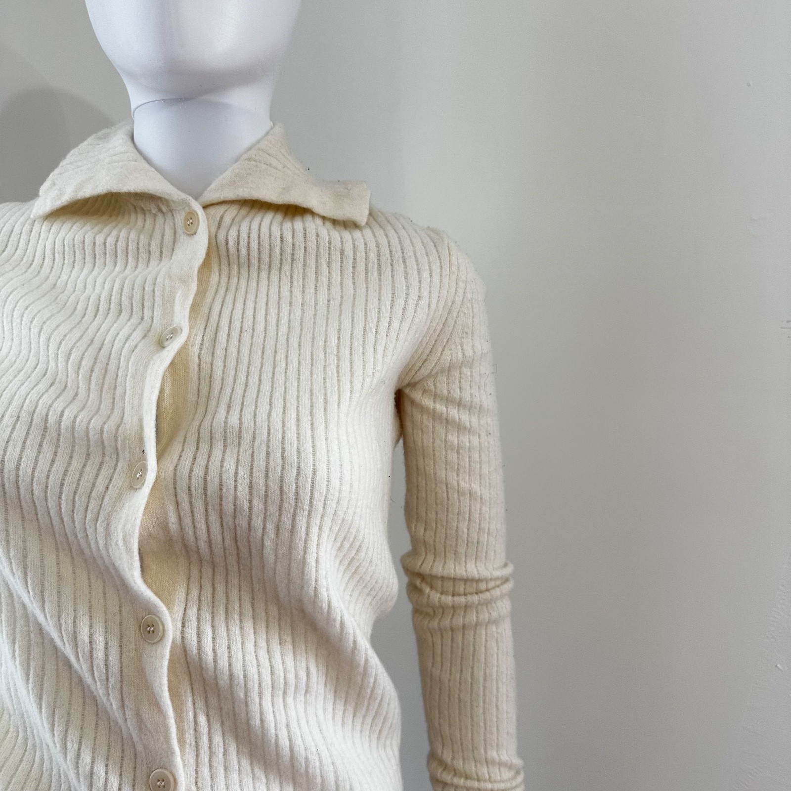 Bite Studios 100% Wool Luxe Button Front Cardigan… - image 5