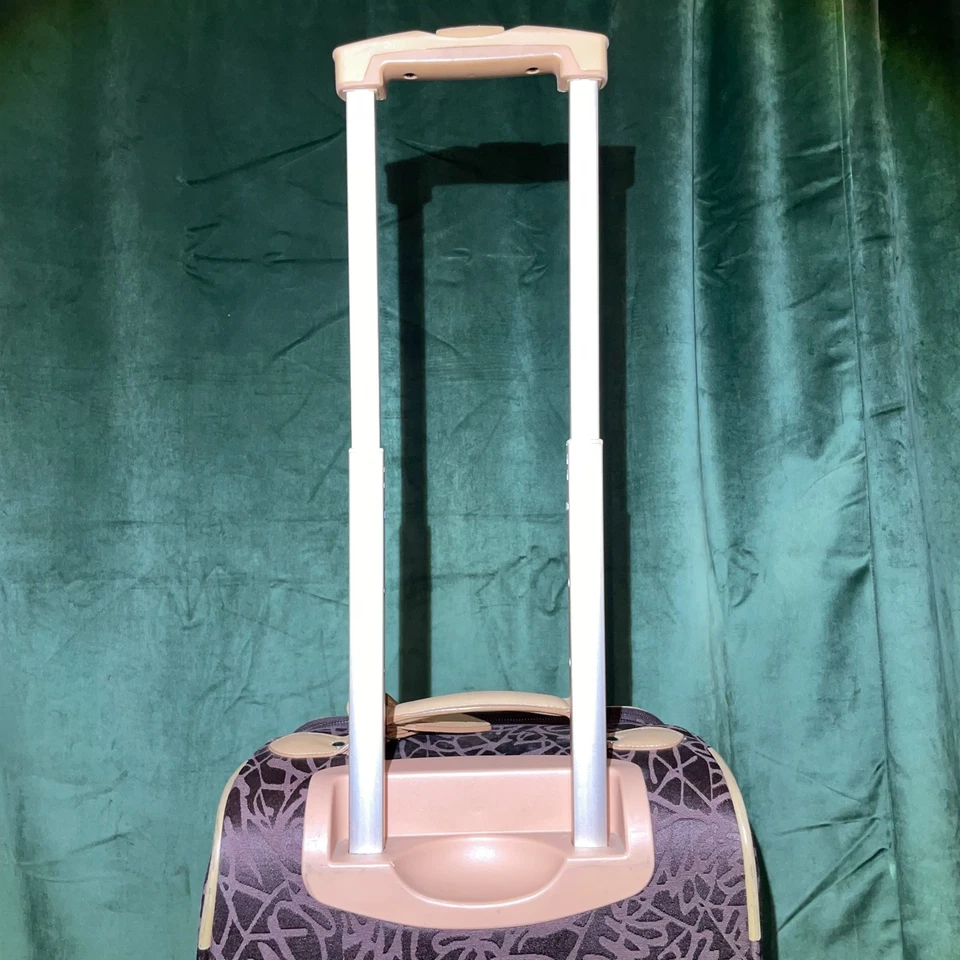 Maleta de Mano Diane Von Furstenberg 20" 4 Ruedas Envoltura Estampado Rojo Envoltura Foto 4 de 4