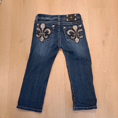 Miss Me Medium Wash Stretchy Bejeweled Embellished Skinny Capri Jeans Size 12 - Picture 3 of 11