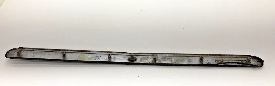 1962 Pontiac Grand Prix задняя панель крышка багажника молдинг отделка крышка эмблема - Изображение 2 из 4