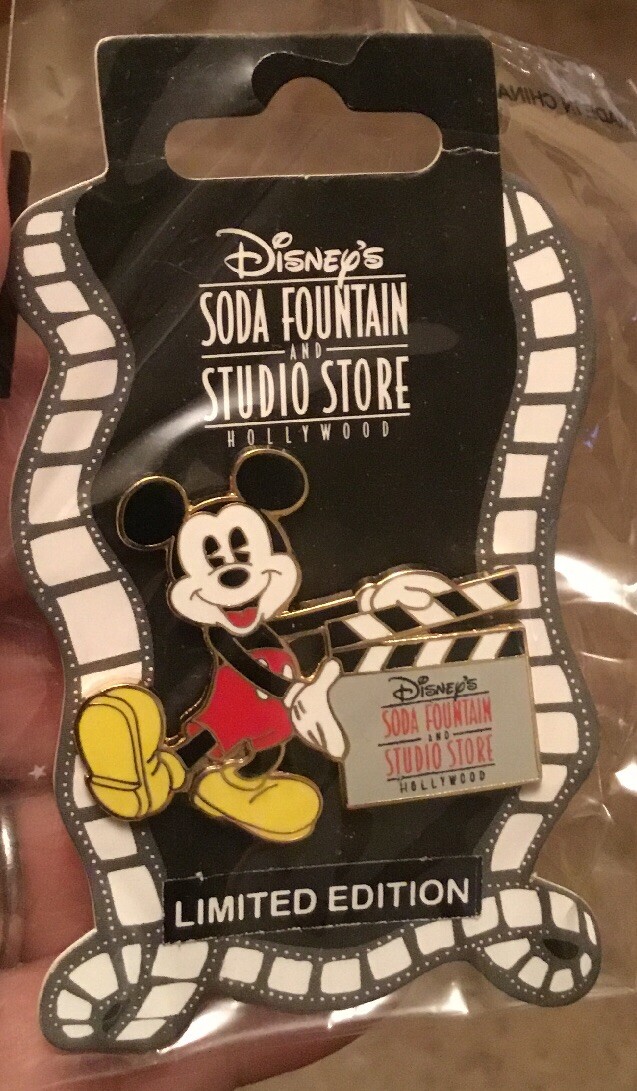 DSF - Clapboard Mickey Mouse LE 500 Disney Pin