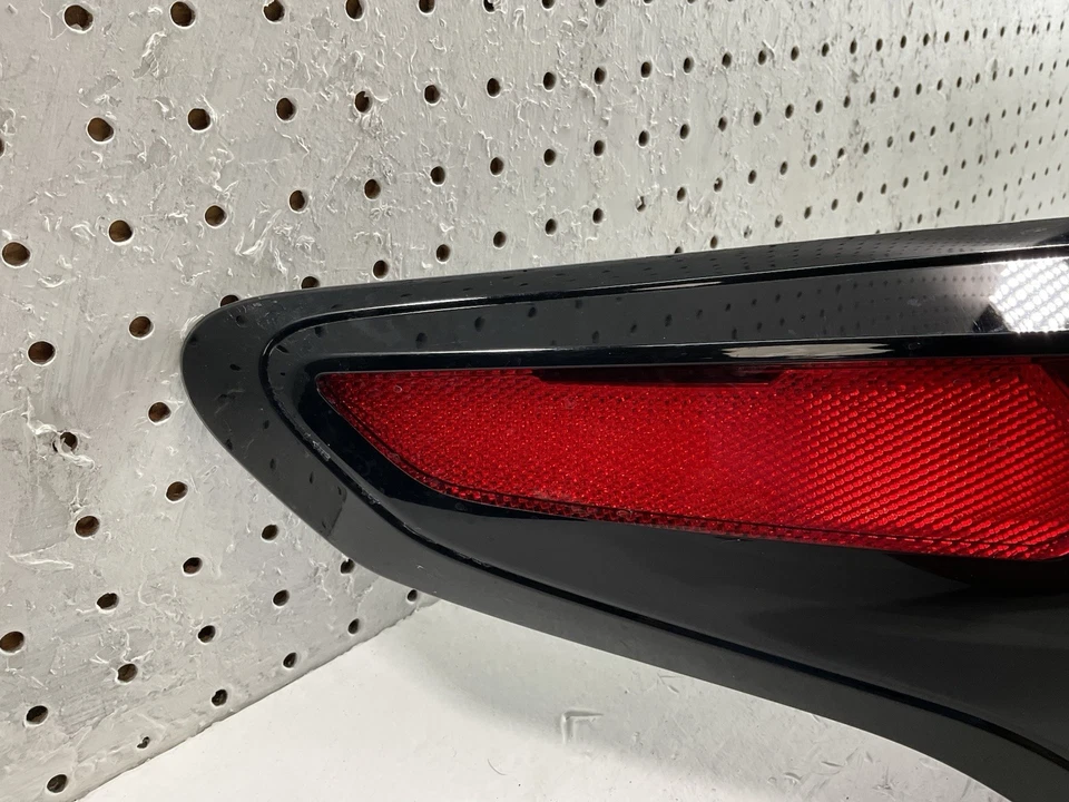 2024 2025 SUBARU IMPREZA CROSSTREK LUZ TRASERA LATERAL IZQUIERDA LENTE ORIGINAL ASTILLADA Foto 3 de 4