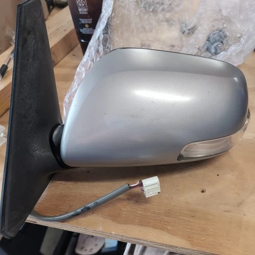 08-15 Scion XB Driver Side Mirror Left Lh Blinker Classic Silver Metallic