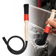 Brosse flexible tuyau caoutchouc pour nettoyage pièces en atelier garage