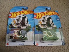 2 Hot Wheels Sports Tee'd Off 2
