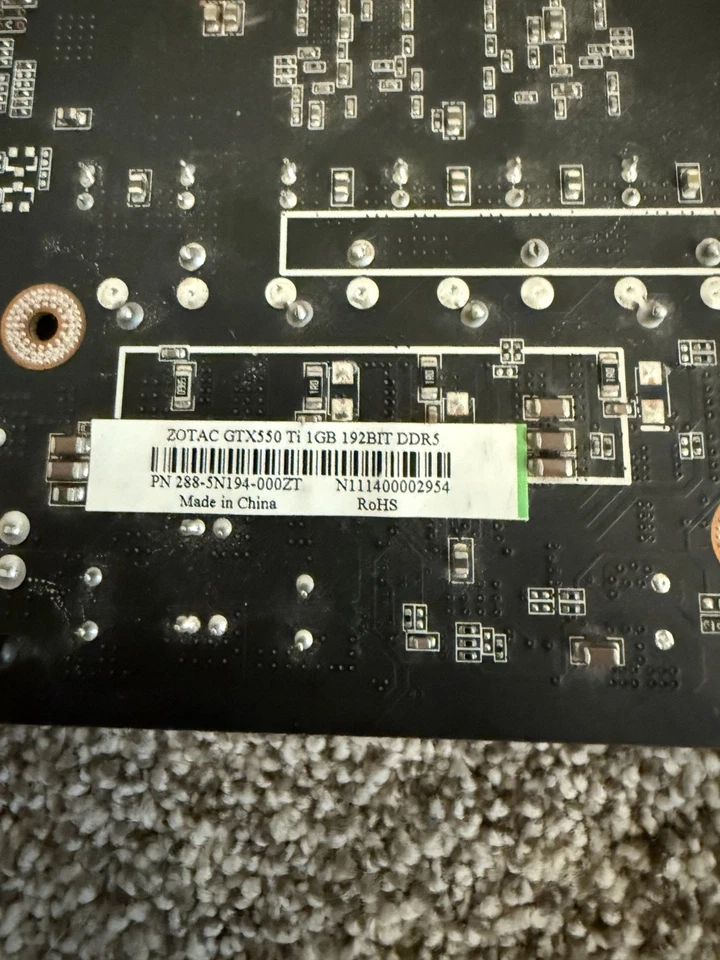 ZOTAC NVIDIA GeForce GTX 550 Ti Ed. 1 GB 192 Bit DDR5 Video Graphics Card - Image 4 of 4