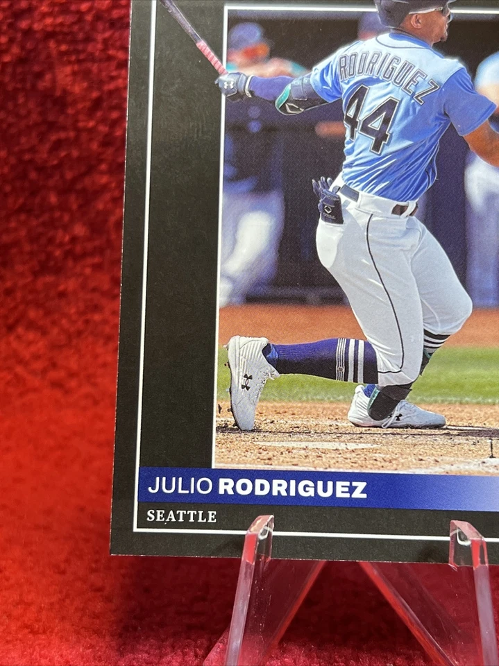 2022 Panini Chronicles Pinnacle Julio Rodriguez Rookie Card 18/25. Seattle - Image 3 of 4