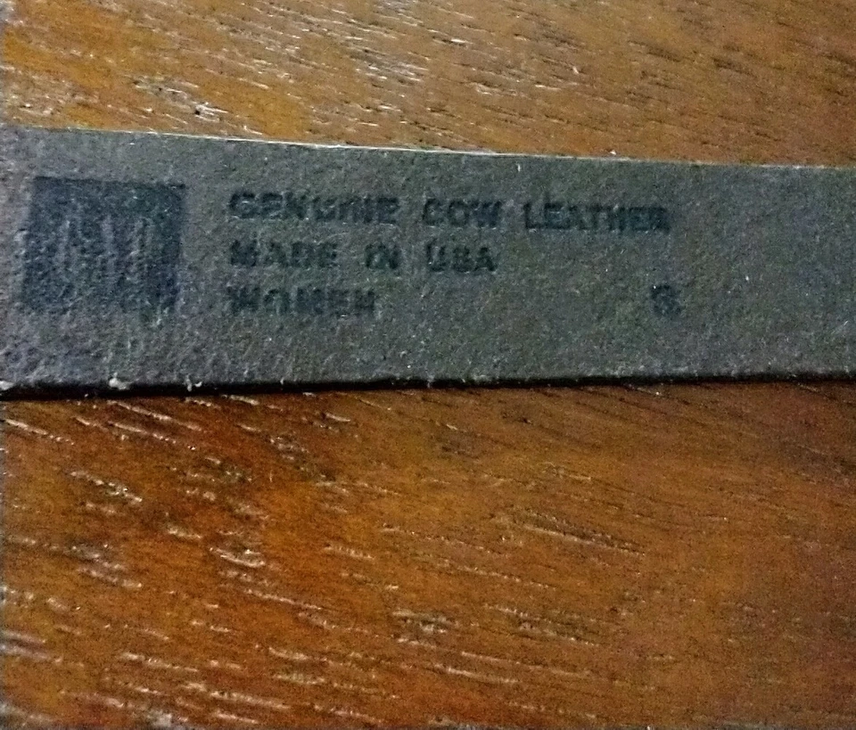 Gap 女式复古皮革腰带粉色金属色 - 尺寸:小号 - 实心黄铜扣 — 第 2/4 张图片