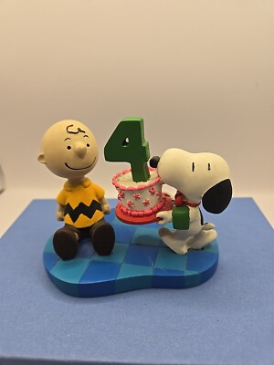SNOOPYS BIRTHDAY BASH Vintage 1996 No 4 CHARLIE AND SNOOPY Figurine USED