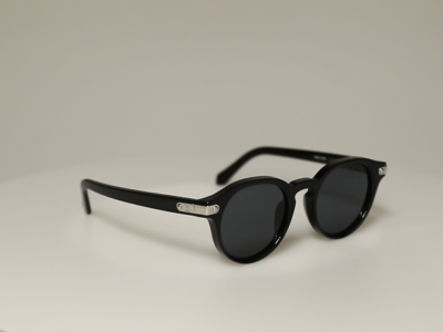 7424/ LOUIS VUITTON Sunglasses LV Signature Round Z2434U 93L BLACK
