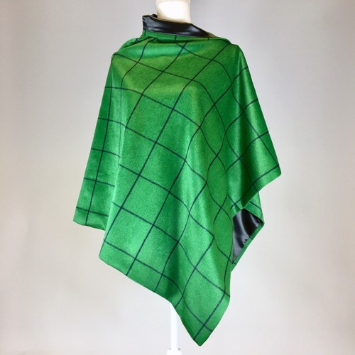 452. Handmade Green check tweed Cape Poncho - Picture 5 of 10