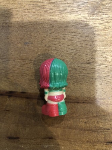 WWE Ooshies 2018 Rare Asuka Series 2 - Picture 5 of 6