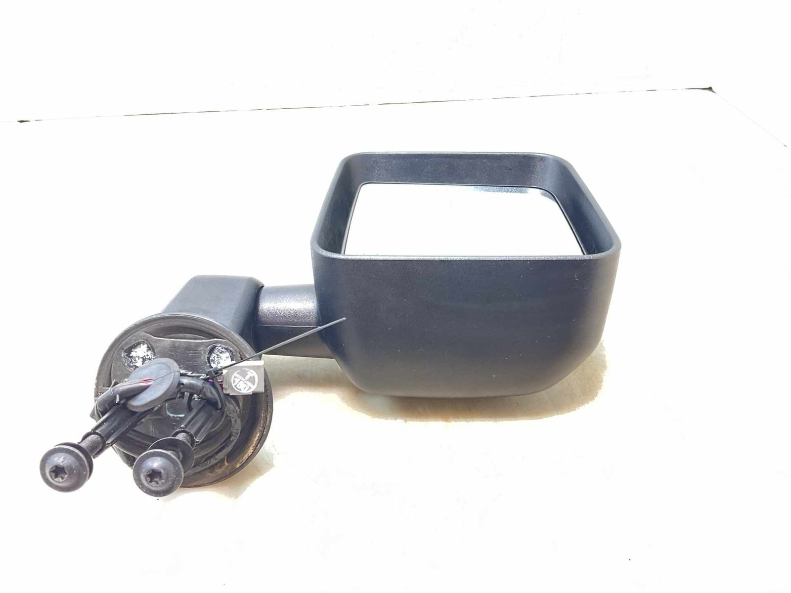 Jeep Wrangler JK OEM Driver Side Power Front Mirror Assembly 2011-2013 181140