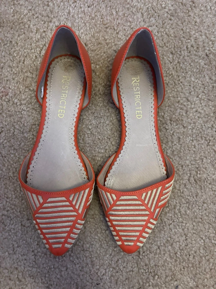 Zapatos planos sin cordones bordados con puntera puntiaguda restringidos para mujer naranja con dorado talla 6 Foto 4 de 4