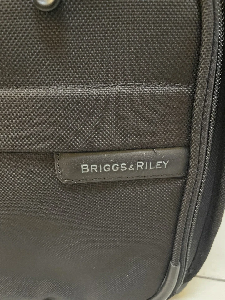 Briggs & Riley Baseline 2 Wheel Cabin Bag Black Rolling Luggage Suitcase U116-4 - Image 2 of 4