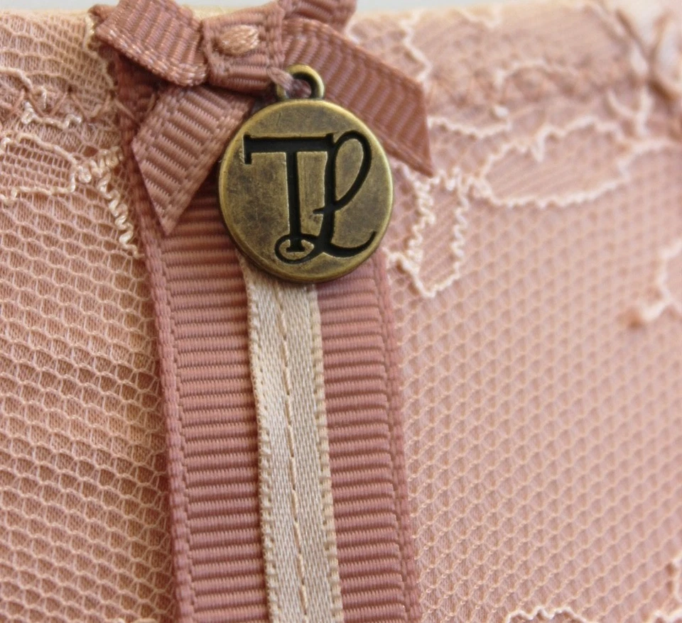 2 x Tara Powderpuff Brief BRAND NEW size small (Bridgerton, Netflix) - Image 3 of 4