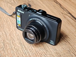📸 Nikon Coolpix S9300 Digitalkamera Kamera Kompakt Digital Camera 16MP 18x FHD
