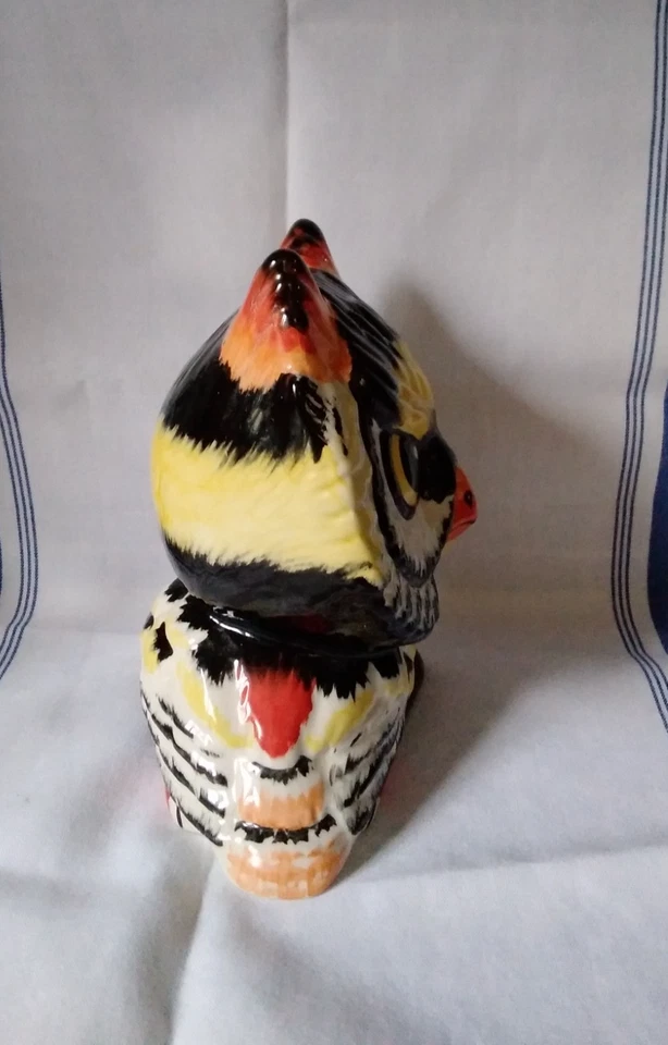 Lorna Bailey small Ozzie the Owl Ceramic Figurine in Very Good Condition - Image 4 of 4