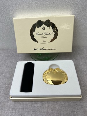 Vtg Annick Goutal Eau d'Hadrien Solid Perfume Goldtone Compact .05 oz Box NOS