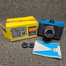 Vintage 1960's Arrow Camera W20A - 16 Colour or B/W Photos - w/ Box  Manual