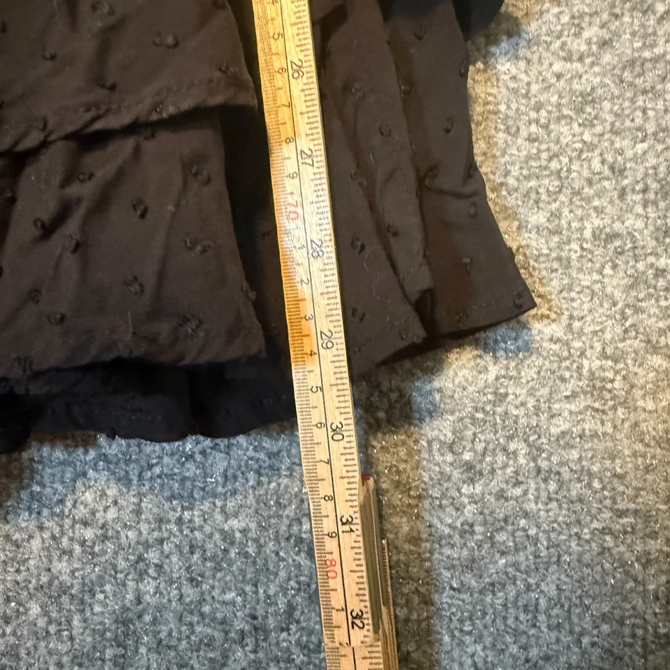 Camisa para mujer Urban Outfitters mediana negra con volantes en capas Y2K de colección Foto 4 de 4