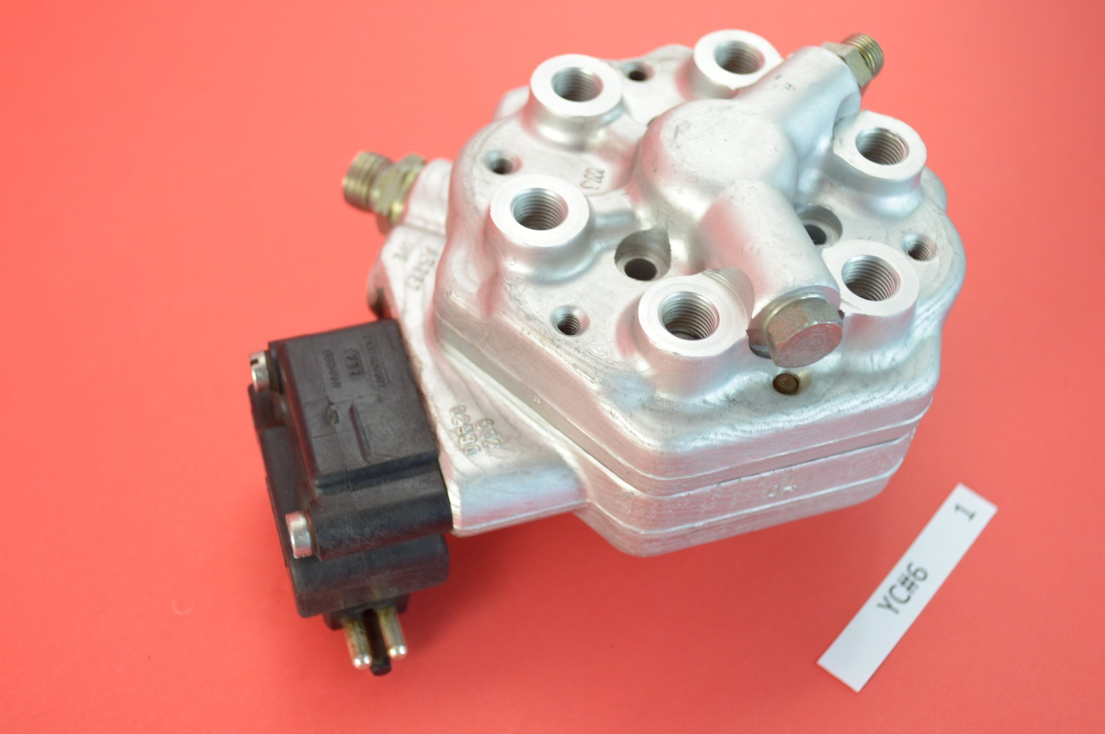 YC 6 Mercedes 300e 260e 190e 300se fuel distributor 6 cylinder 0438101012 OEM eBay