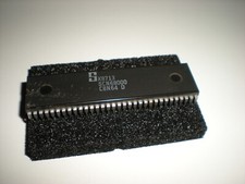 used 68000 cpu chip pulled from Amiga 500 computer. SCN68000 S K8713 .