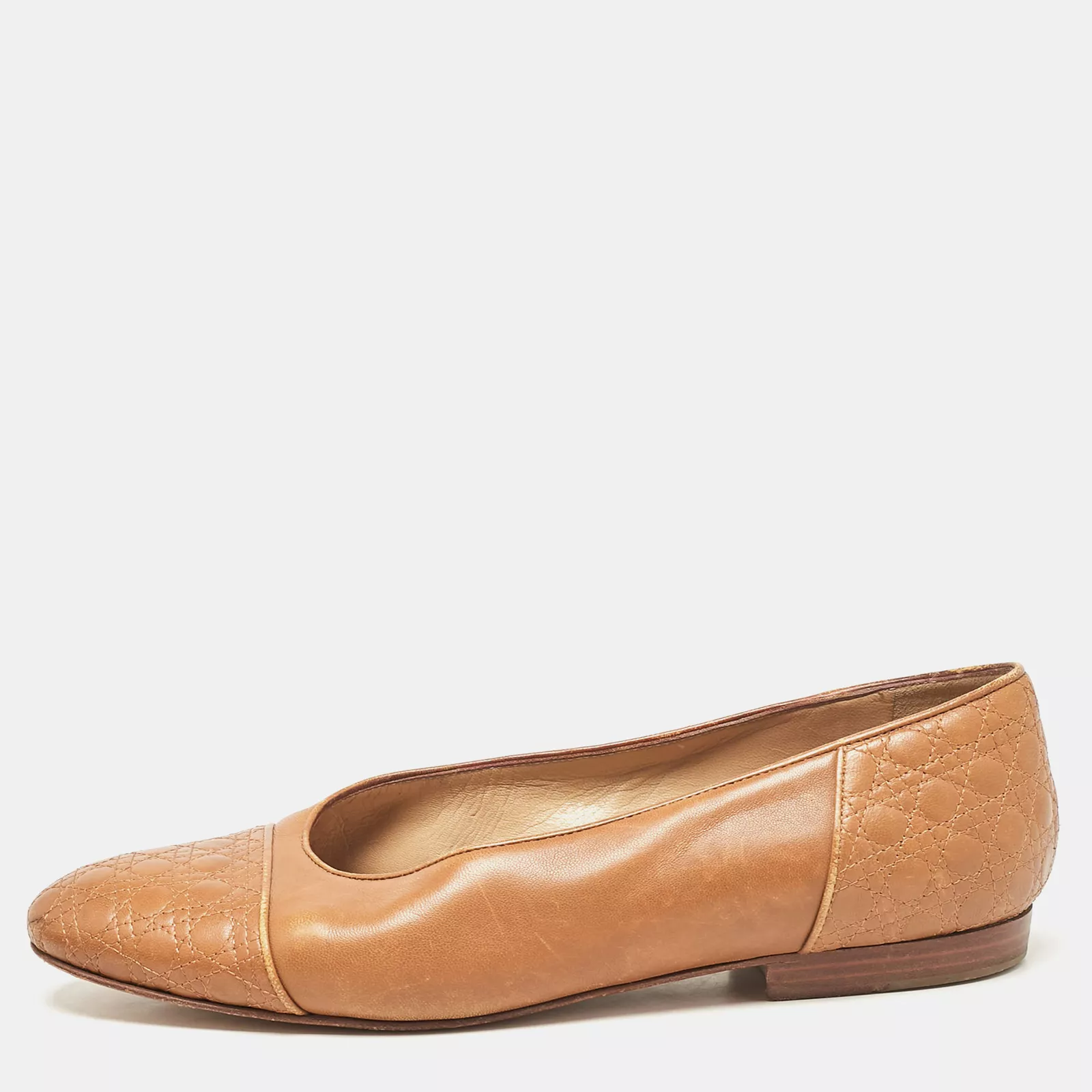 Ballerines Dior marron matelassées en cuir cannage taille 39