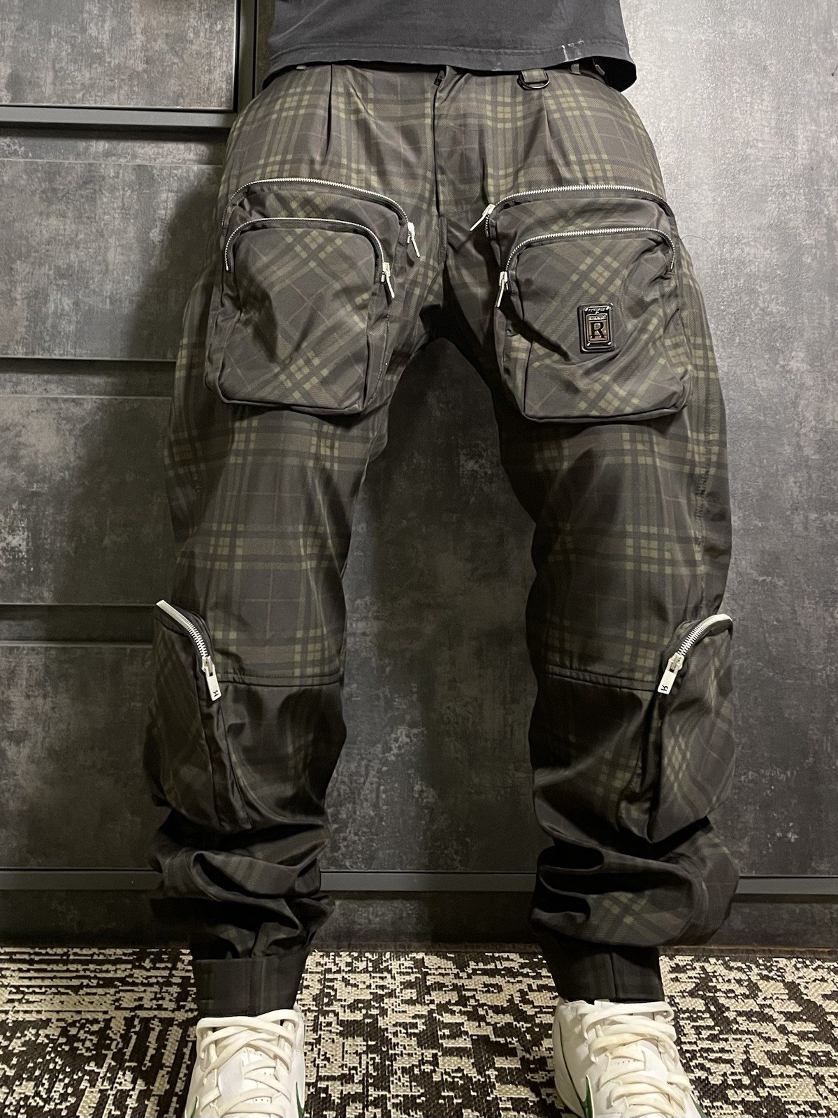 Crazy FW19 Represent Cargo Multipocket Tartan Che… - image 9