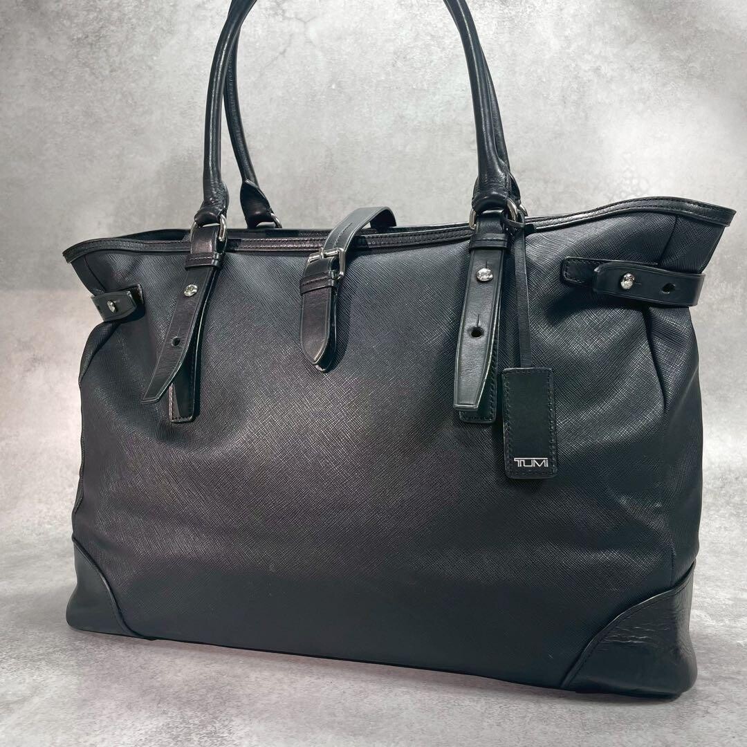 Tumi Vivero Leather Business Bag Black A4 PC Briefcase Shoulder Carry Authentic