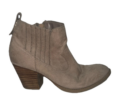 Carlos by Carlos Santana Vera Booties Faux Suede Ankle Boots Tan Size 6.5
