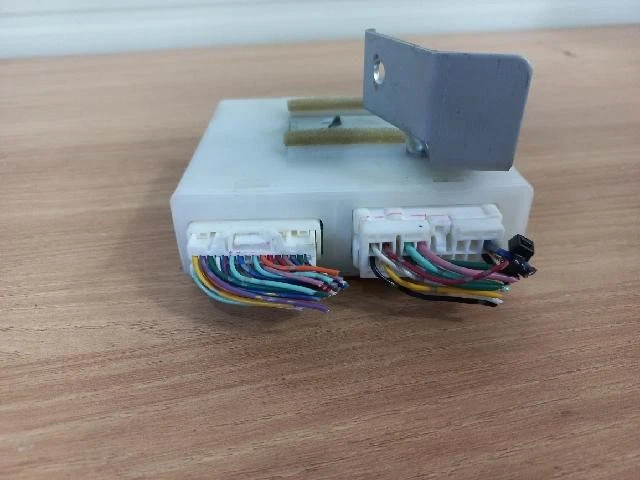 Infiniti M35 2009 otro módulo 98800-EJ70A Foto 2 de 4