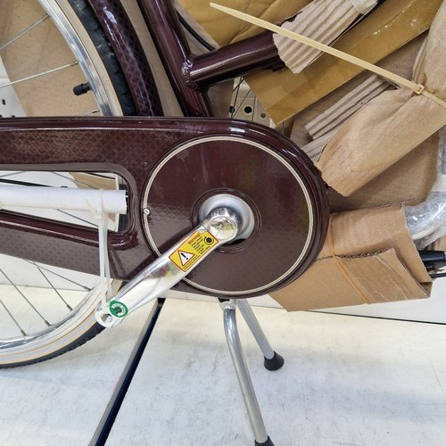 Pendleton Somerby Deluxe 8-Speed Hybrid Bike - Plum - Medium Frame (Dirt) A - Picture 11 of 17