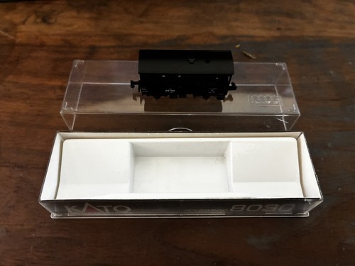 KATO N Scale 8030 Vagón Cubierto Negro Coche de Carga Modelo Tren Excelente | Condition: Used