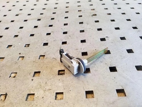 VW TOUAREG 7LA, 7L6, 7L7 Temperatursensor 4B0820539 2.5 Diesel 128kw 26138941