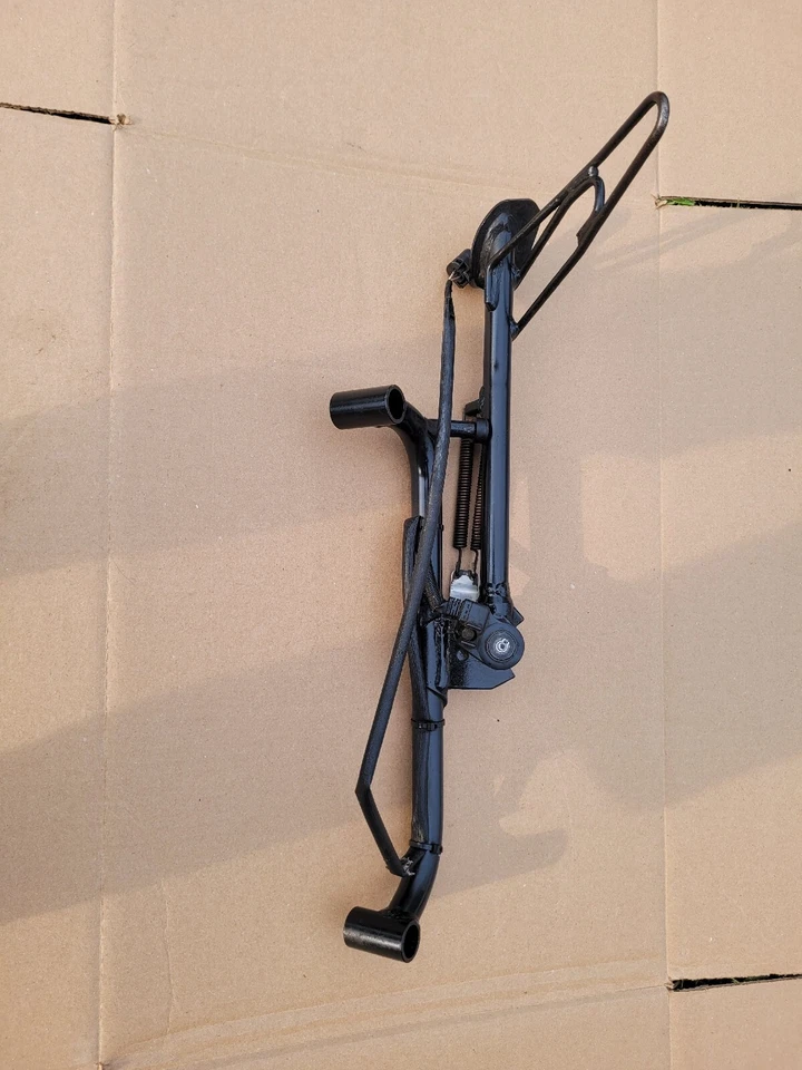 Bmw F650cs шарф боковая стойка в сборе - Изображение 4 из 4