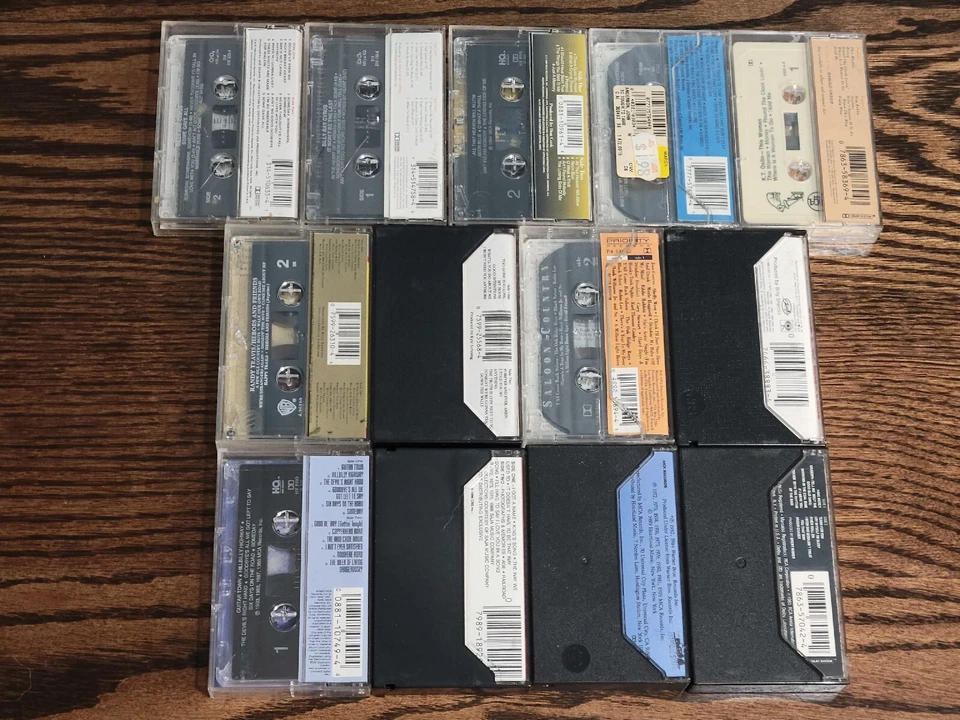 Lot of (13) Country Rock Music Cassette Tapes - Twitty Cyrus Judds Earle Croce Foto 2 de 4