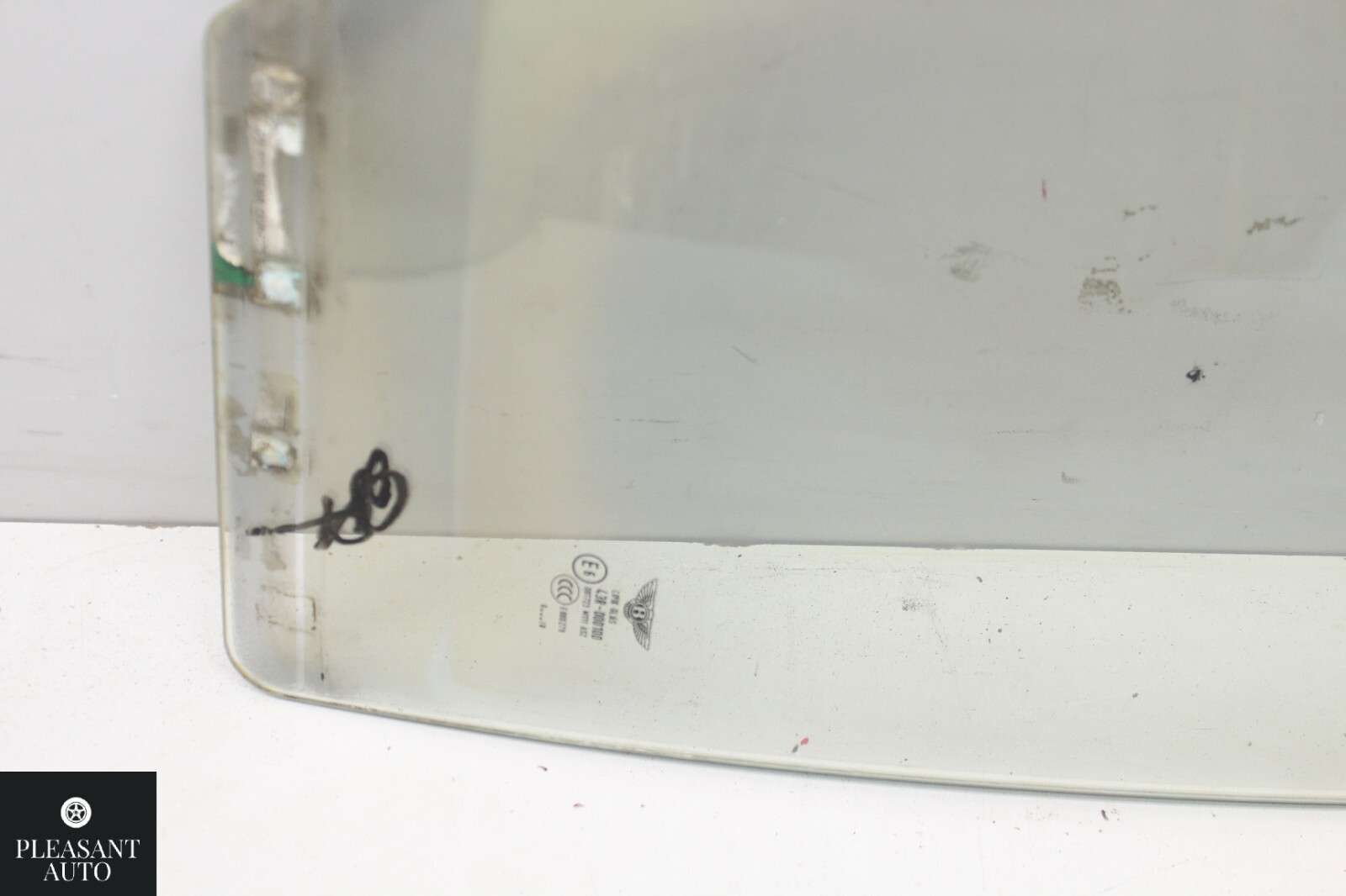  2006-2012 Bentley Flying Spur Rear right passenger Door Corner Glass NO TINTOEM