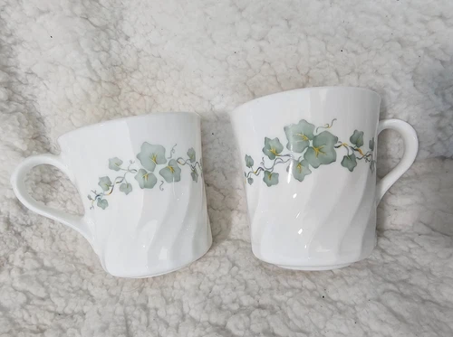 Set of 2 Vintage Corning Corelle Callaway Swirl Leaves Mugs Tea Coffee 3.5" USA
