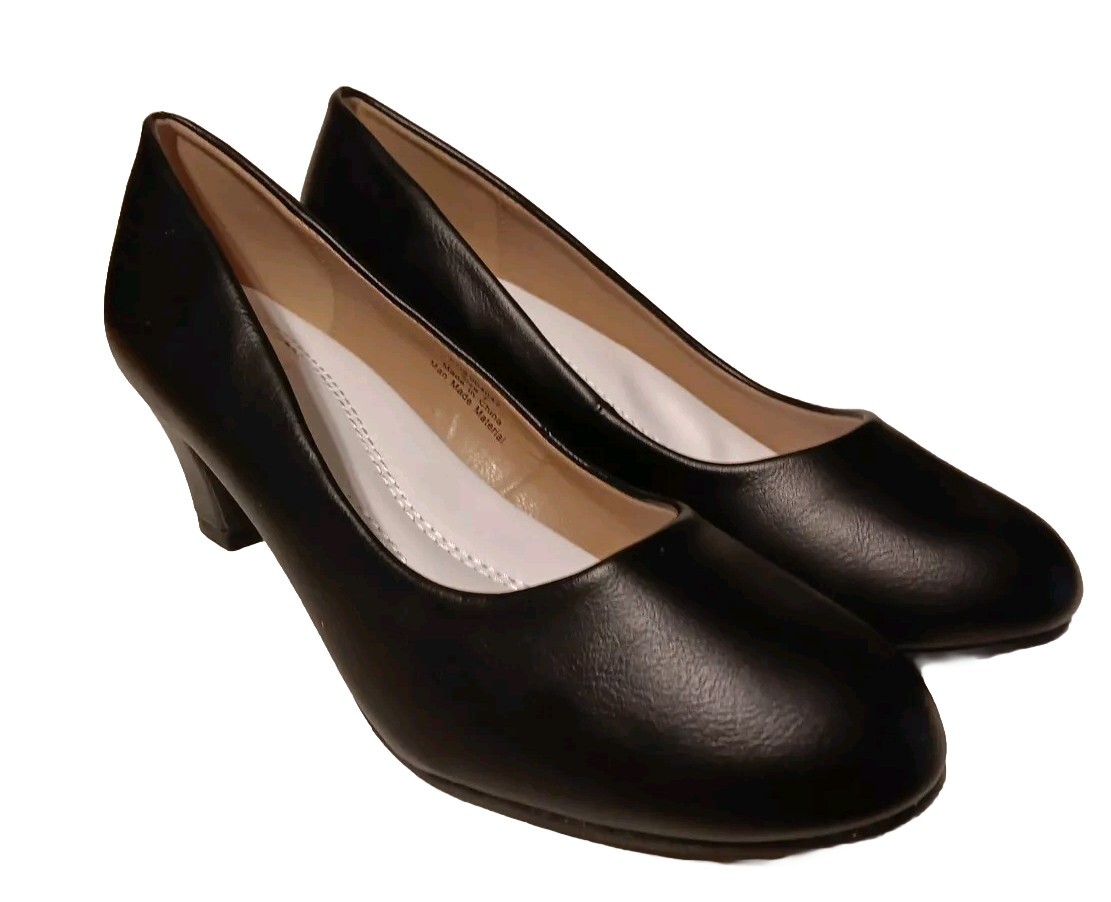 Journee Women's LUU Comfort Pumps | Wide Width Block Heel Shoes With Slip-On Design