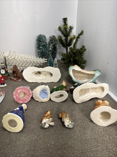KONVOLUT +30 TEILE BYRONFORMEN & MARKENLOSE VERSCHIEDENE WEIHNACHTSDORF FIGUREN - Bild 17 von 24