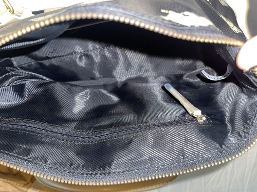 RAZORBACK PURSE/HANDBAG BLACK with beige accents/BEIGE RAZORBACKS BRAND NEW - Picture 18 of 21