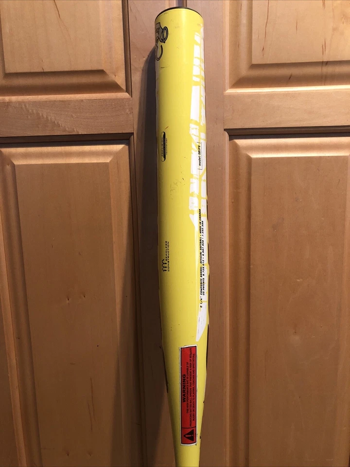 Bate de Softbol 2012 COMBAT Derby Boys 34" 26oz USSSA Modelo DBSP8 Amarillo Foto 2 de 4