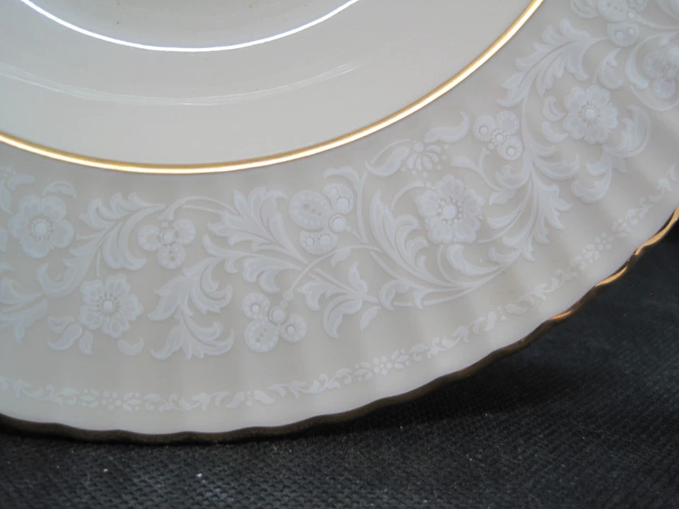 2 cuencos de sopa con borde Lenox EE. UU. Citation Lace Gold Trim Temple Collection Foto 4 de 4