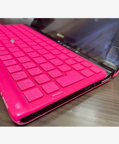 Pink SONY VAIOP series type P Windows7 GPS wireless WAN WiMAX