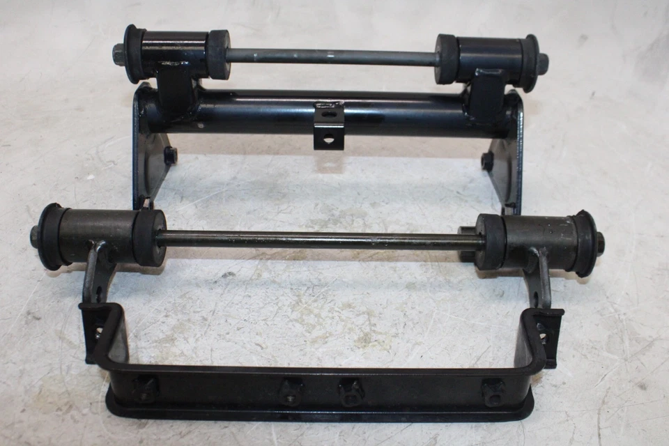 Kawasaki Vulcan 1500 VN1500E 2004 clásico OEM motor montaje soportes de estancia Foto 4 de 4