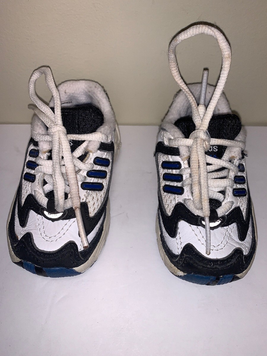 ADIDAS SZ K WHITE/BLACK LACE UP INFANT SHOES Sneakers BMW-3