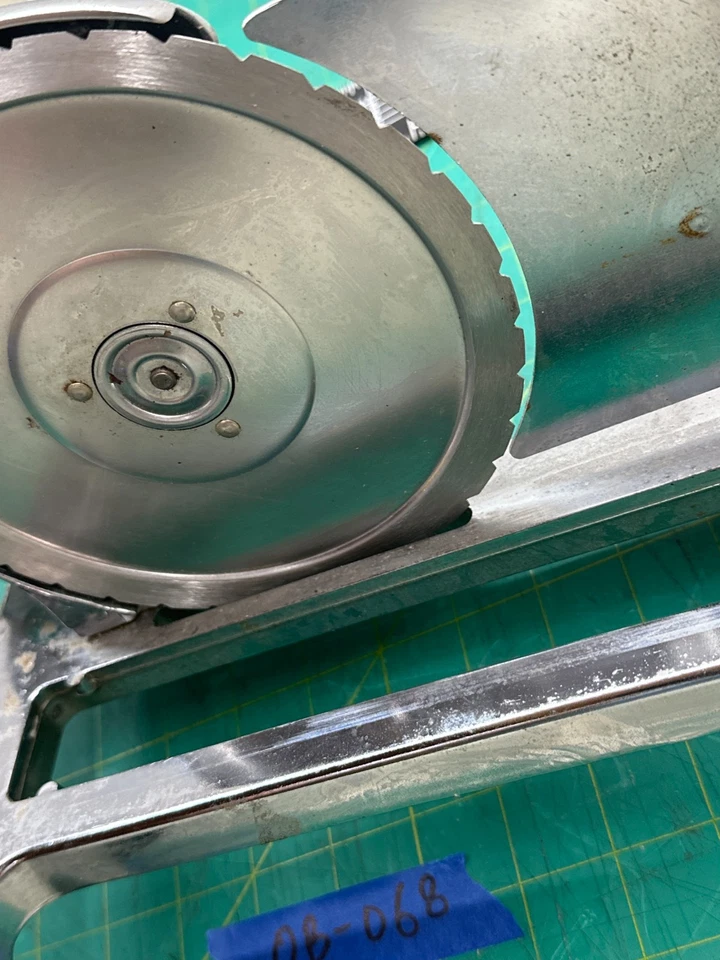 Vintage Rival Electric Meat Slicer Model 1101E/5 Chrome Blade 125W Works Tested - Image 4 of 4