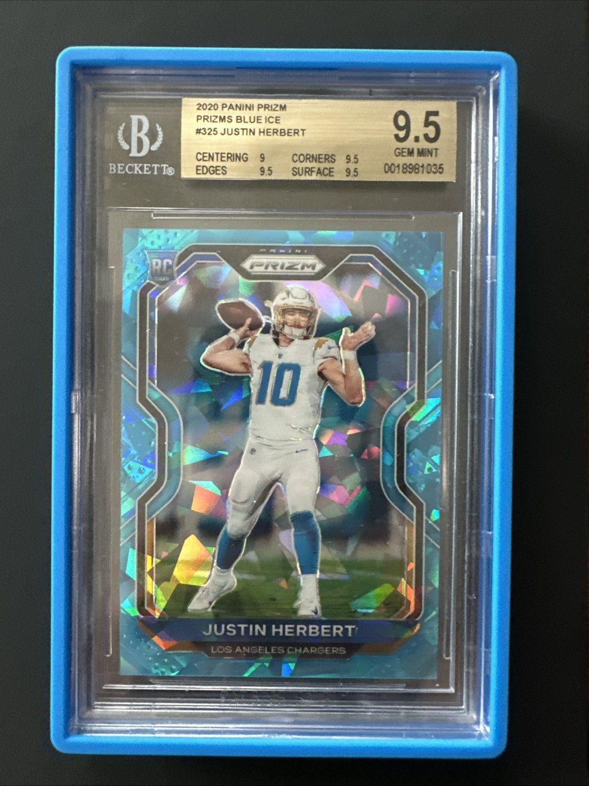 2020 PANINI PRIZM JUSTIN HERBERT #325 BLUE ICE PRIZM ROOKIE /99 BGS 9.5